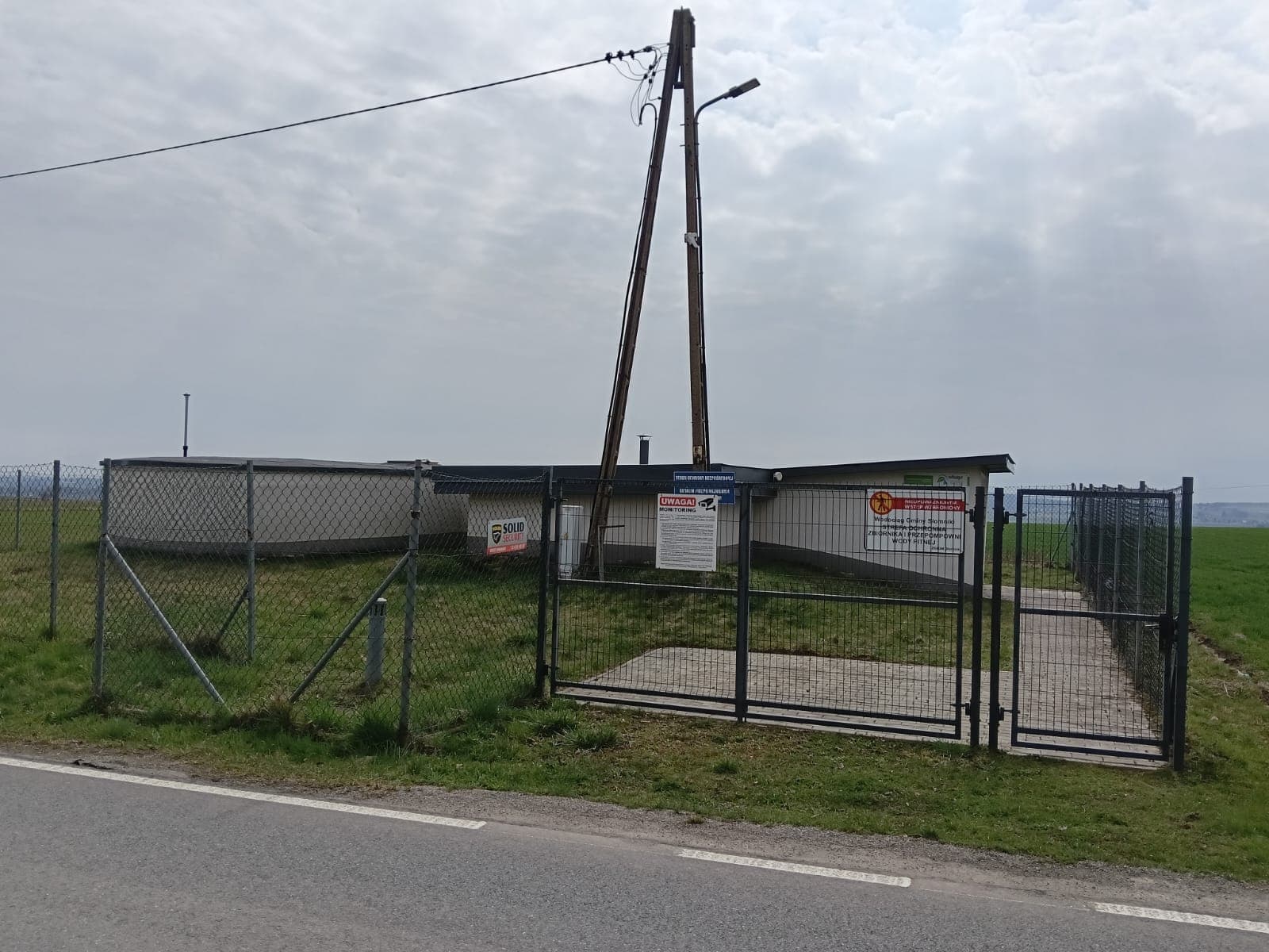 Ujęcie wody / zbiornik wodociągowy – Lipna Wola