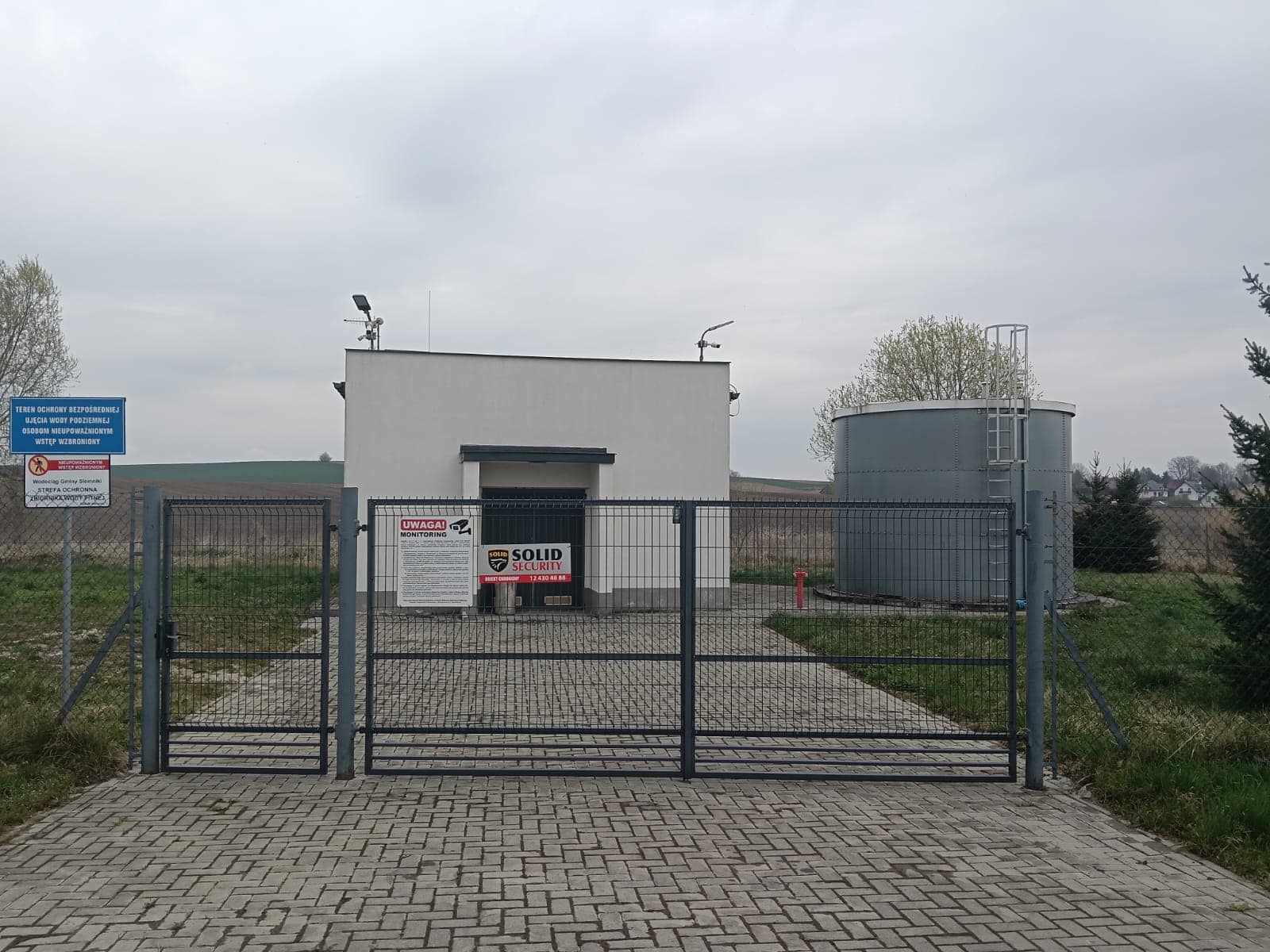 Przepompownia wody / zbiornik wodociągowy – Polanowice